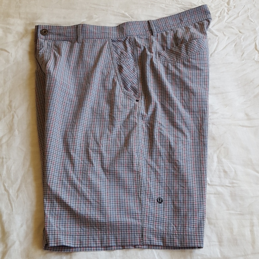 Lululemon Men's Shorts Grey Red Blue 38